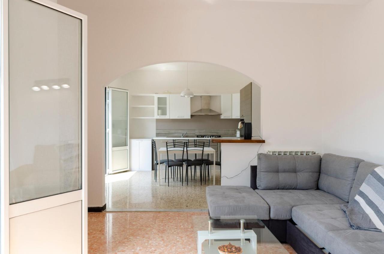 Joivy Family Flat With 3 Balconies, 10 Min To Beach Монелья Экстерьер фото
