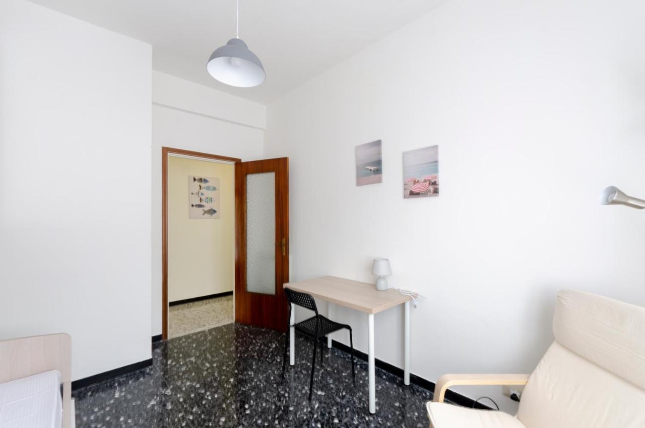 Joivy Family Flat With 3 Balconies, 10 Min To Beach Монелья Экстерьер фото