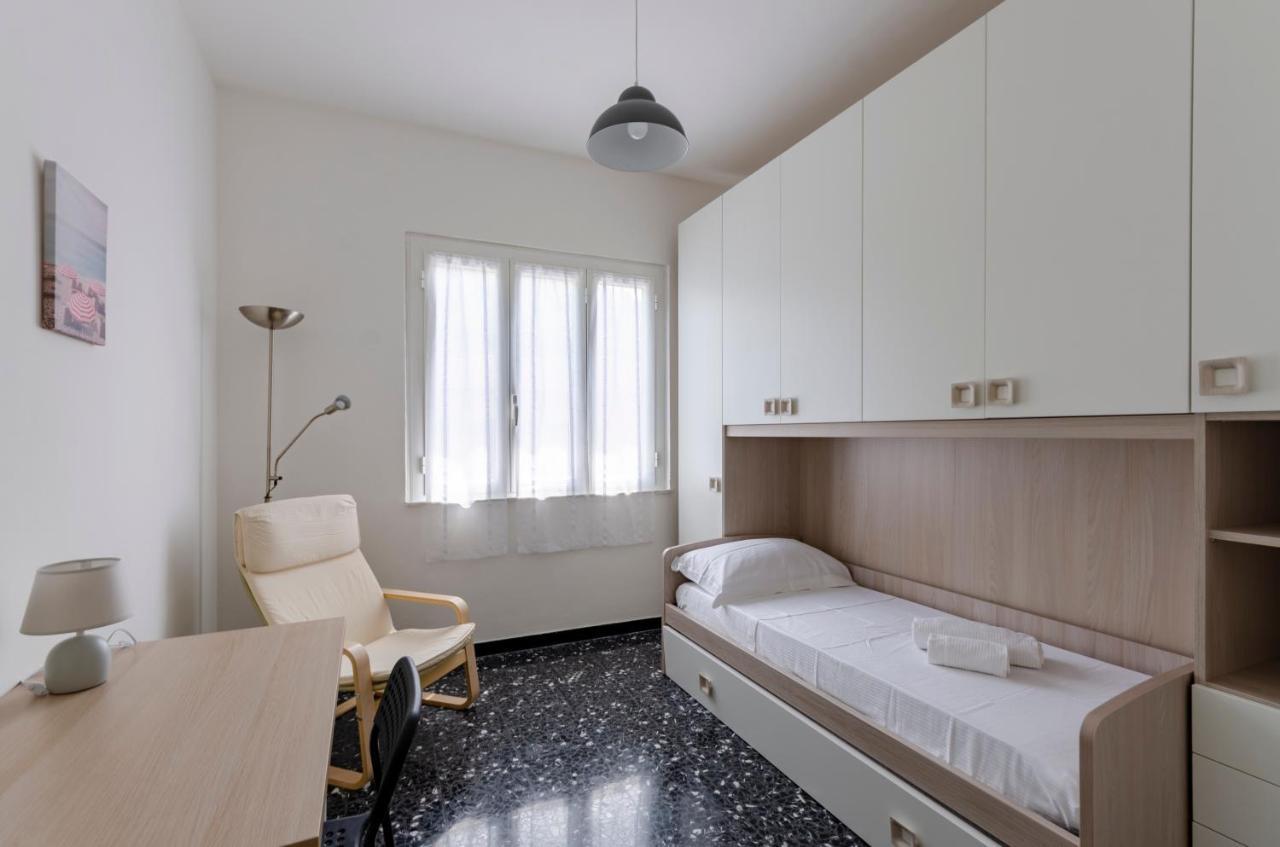 Joivy Family Flat With 3 Balconies, 10 Min To Beach Монелья Экстерьер фото